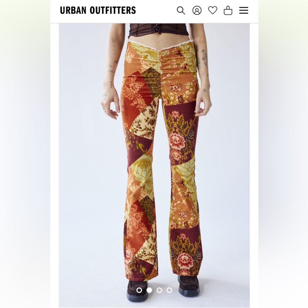 URBAN OUTFITTERS Velvet Ruched V-Front Floral Pant Size 25